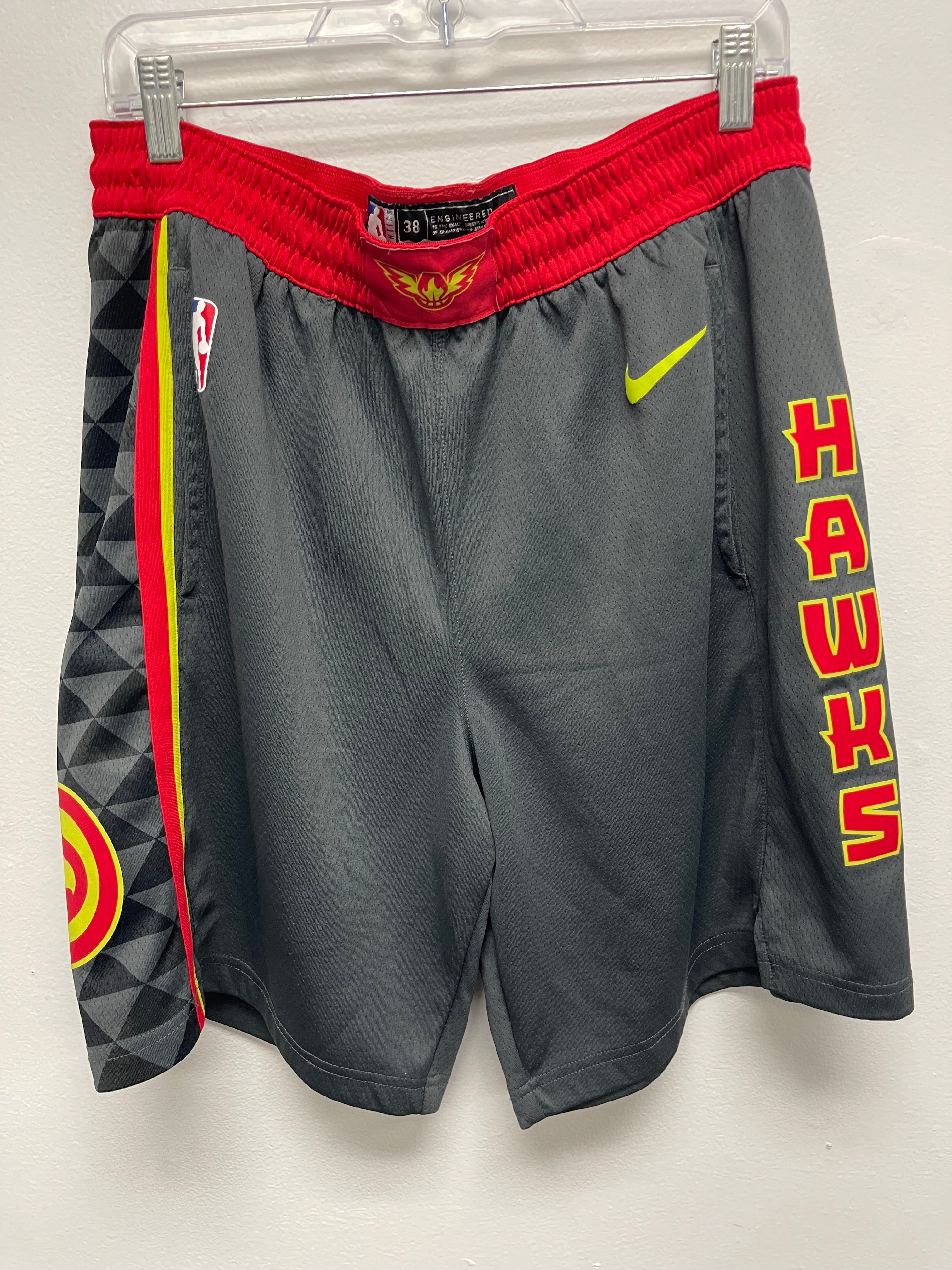 Hawks Shorts size XL